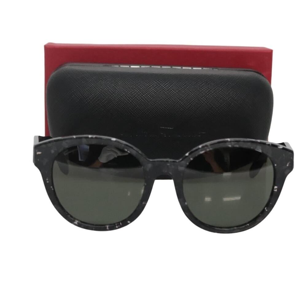 Salvatore Ferragamo Varina Sunglasses Black